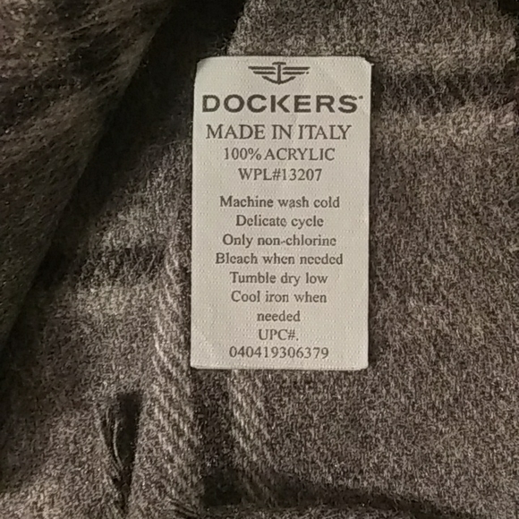 Scarf - Picture 6 of 6